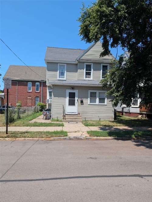 828 17th St, Erie, PA, 16502-1633 | Card Image