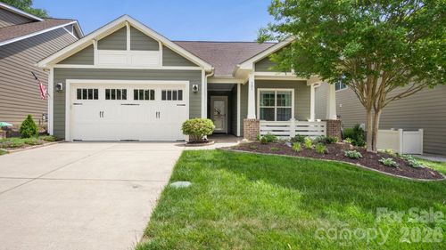 131 Chimney Rock Ct, Denver, NC, 28037-3700 | Card Image