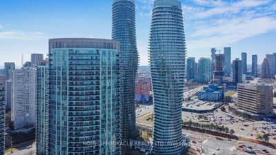 3303 - 80 Absolute Ave, Condo with 3 bedrooms, 2 bathrooms and 2 parking in Mississauga ON | Image 1