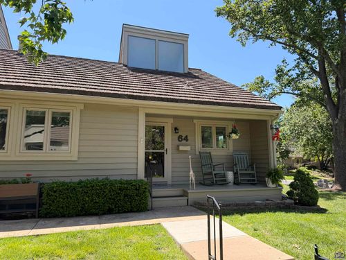 64 Sw Pepper Tree Ln, Topeka, KS, 66611-2072 | Card Image