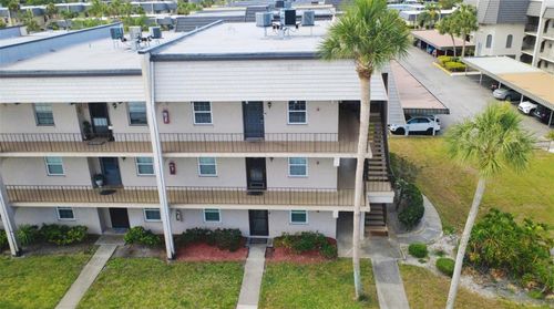 208c-8681 Bardmoor Blvd, SEMINOLE, FL, 33777-2279 | Card Image