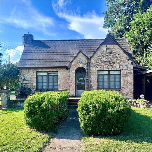 2516 N City Park Blvd, Alexandria, LA, 71301-4516 | Card Image