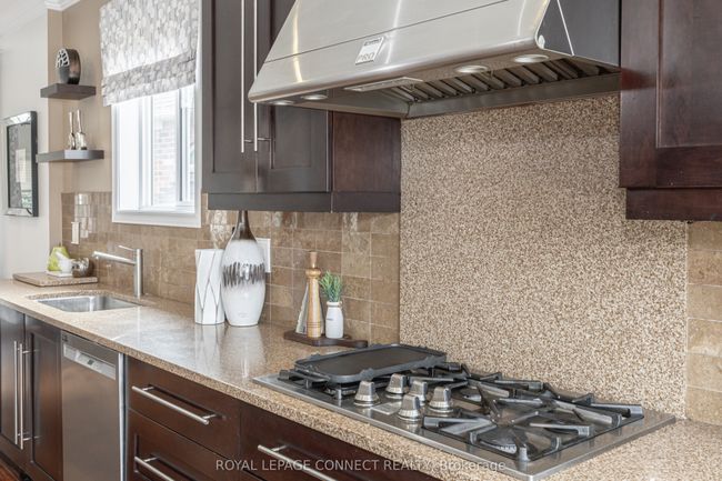 4 Branthaven Crt, House other with 3 bedrooms, 2 bathrooms and 2 parking in Whitby ON | Image 18
