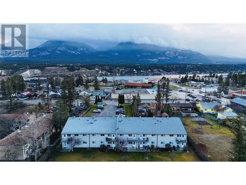 106-302 10 Ave, Invermere, BC, V0A1K4 | Card Image