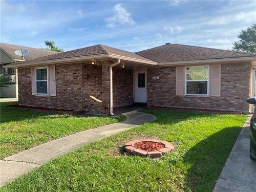 7531 Crestmont Rd, New Orleans, LA, 70126-1826 | Card Image