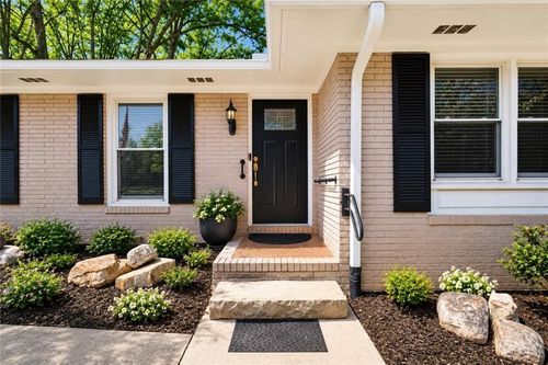 3024 Sumac Dr, Atlanta, GA, 30360-1525 | Card Image