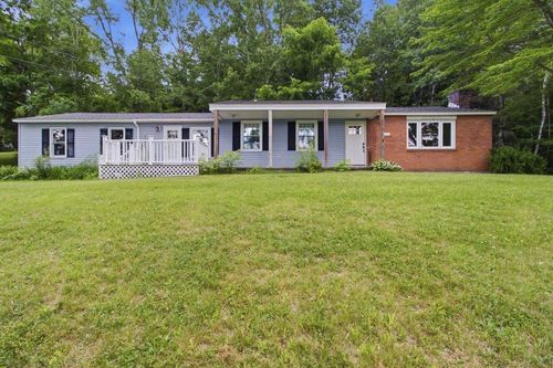 110 State Line Dr, Pownal, VT, 05261-9200 | Card Image