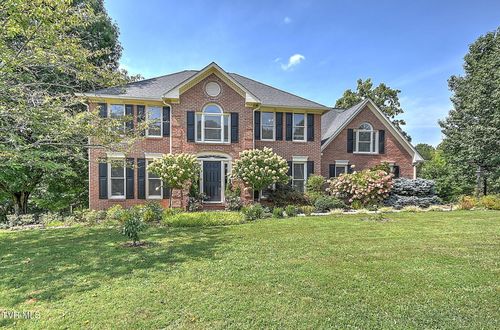 100 Queensgate, Bristol, TN, 37620-3040 | Card Image