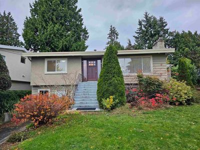 13765 Coldicutt Ave, House other with 4 bedrooms, 2 bathrooms and 6 parking in White Rock BC | Image 1