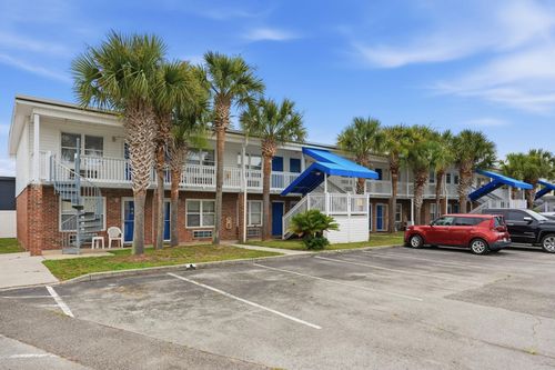 104-804 12th Ave S, North Myrtle Beach, SC, 29582-6610 | Card Image