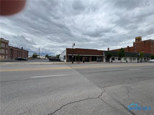 622 Clinton St, Defiance, OH, 43512-2637 | Card Image