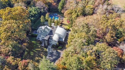 46 Locust Ln, Halesite, NY, 11743-1352 | Card Image