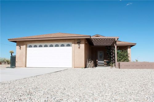 1381 Soledad, Landers, CA, 92285 | Card Image