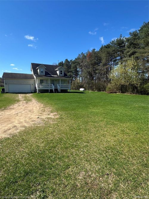 3419 Burnside Rd, Otter Lake, MI, 48464-9716 | Card Image