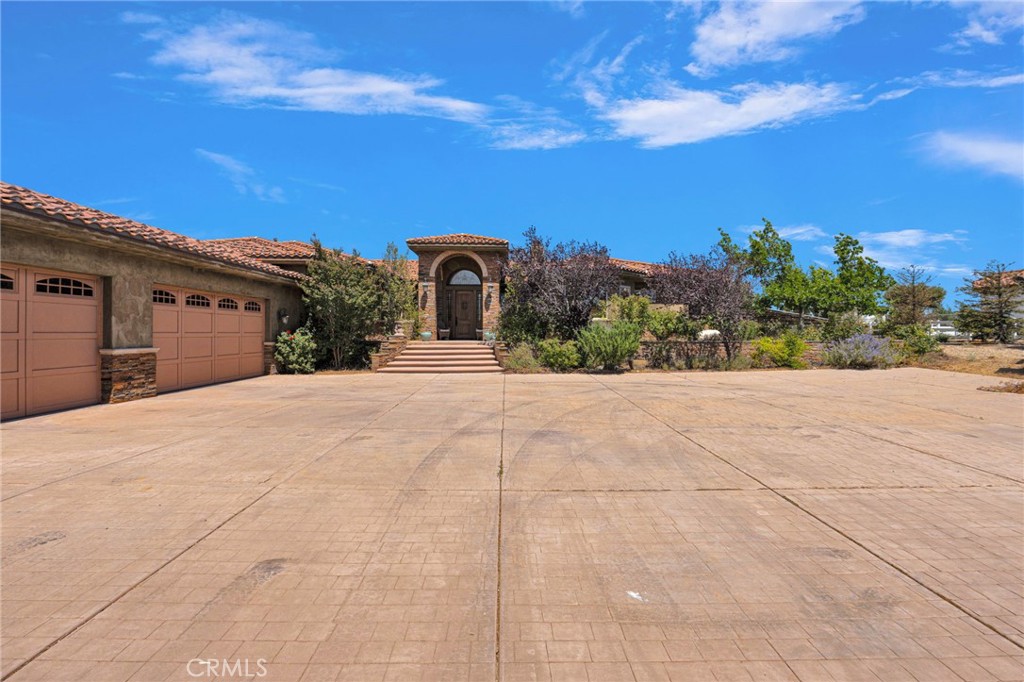 Residential in Oak Hills 3