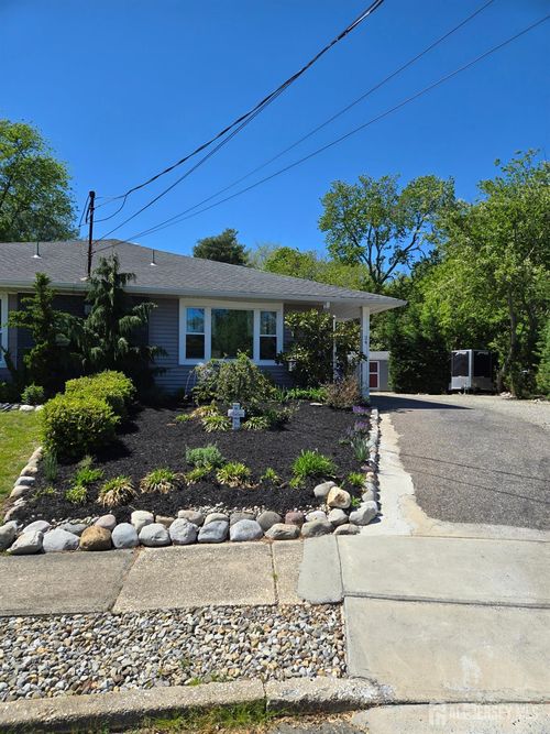24 Newport Pl, Toms River, NJ, 08753-1648 | Card Image