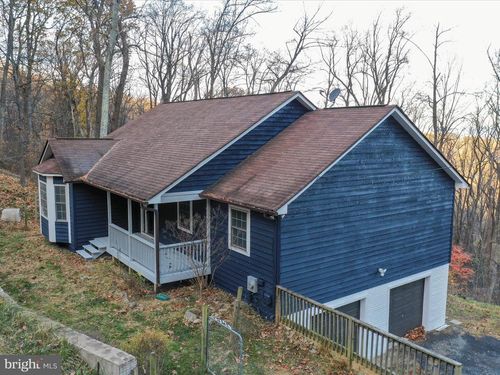 689 Windy Way, FRONT ROYAL, VA, 22630-6091 | Card Image