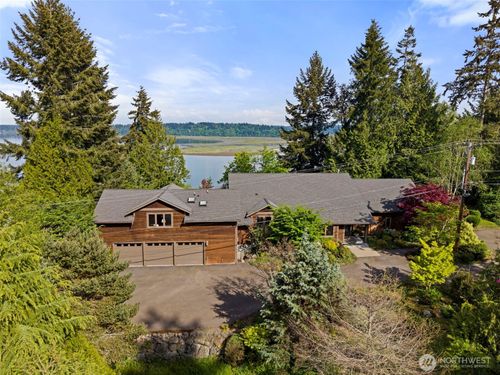 4702 Luhr Rd Ne, Olympia, WA, 98516-2335 | Card Image