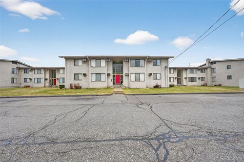 1-32684 Mound Rd, Warren, MI, 48092-1236 | Card Image