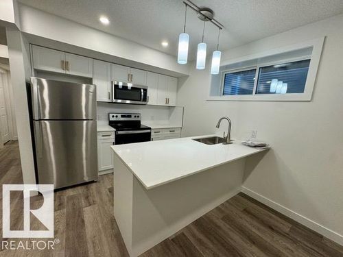22120 80 Ave Nw, Edmonton, AB, T5T7R6 | Card Image
