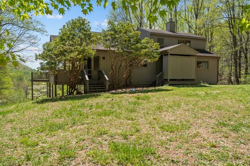 815 Gid Brown Hollow Rd, Washington, VA, 22747-1735 | Card Image