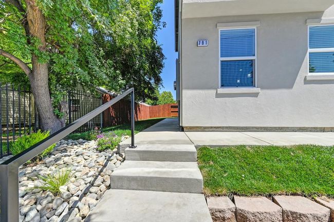 789 - 791 Lampasas Ave, Home with 0 bedrooms, 0 bathrooms and 1 parking in Sacramento CA | Image 4