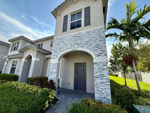 1844 Se 27th Rd, Homestead, FL, 33035-2459 | Card Image