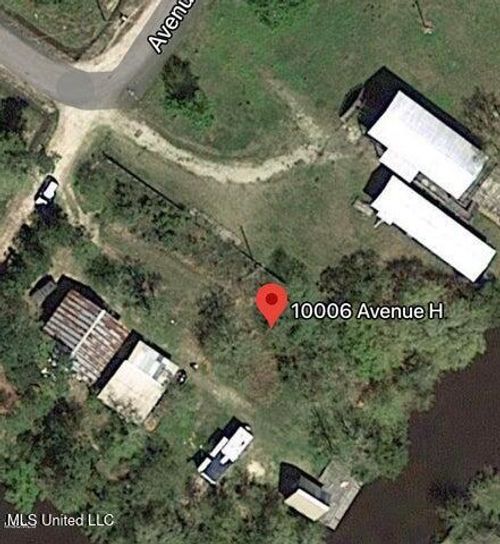 10006 Avenue H, Bay Saint Louis, MS, 39520-7325 | Card Image