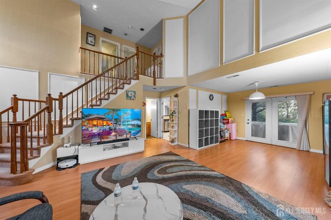 8 Carlisle Ct, House other with 3 bedrooms, 3 bathrooms and null parking in Old Bridge NJ | Image 13