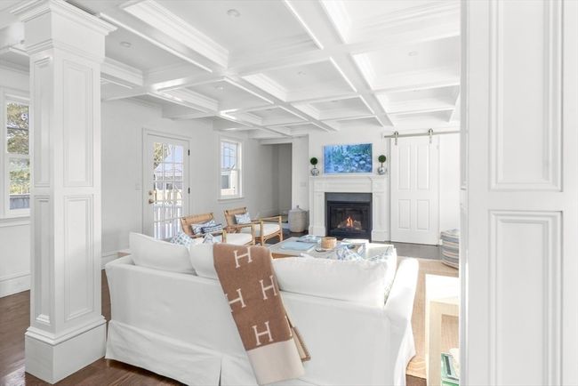 1040 Main St, House other with 3 bedrooms, 3 bathrooms and 6 parking in Hingham MA | Image 9