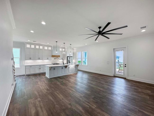 2301 Trinidad, House other with 4 bedrooms, 3 bathrooms and 1 parking in Crystal Beach TX | Image 13