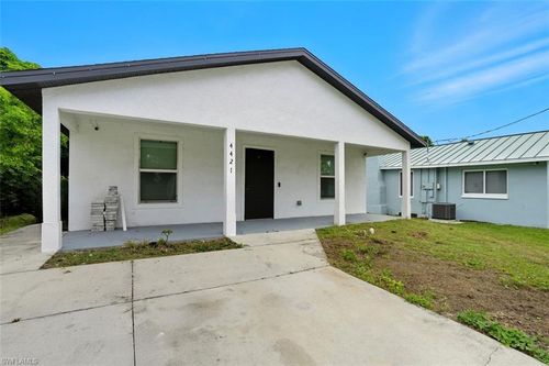 4421 Bessie Ave, Fort Myers, FL, 33905-3421 | Card Image