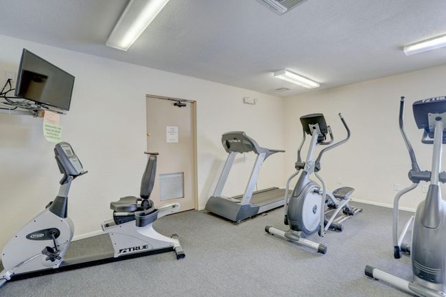 APT-914 - 4174 Inverrary Dr, Condo with 2 bedrooms, 2 bathrooms and null parking in Lauderhill FL | Image 47