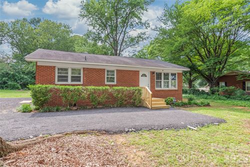 607 N Rocky River Rd, Monroe, NC, 28110-8017 | Card Image