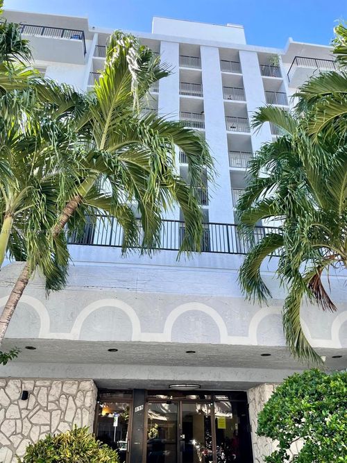 apt-5c-899 West Ave, Miami Beach, FL, 33139-5500 | Card Image