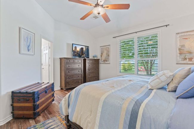 30112 Twin Creek Dr, House other with 3 bedrooms, 2 bathrooms and 6 parking in Georgetown TX | Image 12