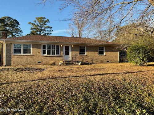 104 Greencrest Cir, Jacksonville, NC, 28540-3073 | Card Image