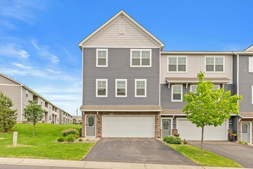 8756 Granite Ln, Woodbury, MN, 55129-2226 | Card Image