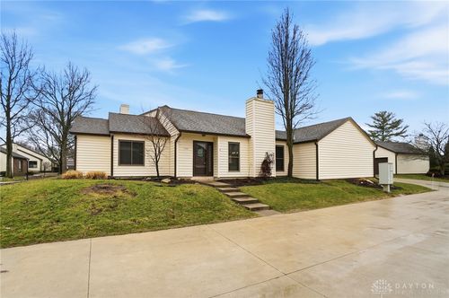 1320 Glastonbury Lane, Washington Twp, OH, 45459 | Card Image