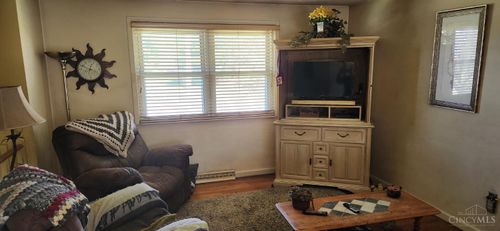 8005 Barret Road, West Chester, OH, 45069 | Card Image