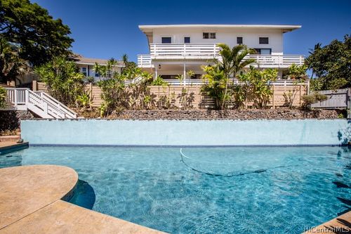 21 Ulana St, Makawao, HI, 96768-8028 | Card Image