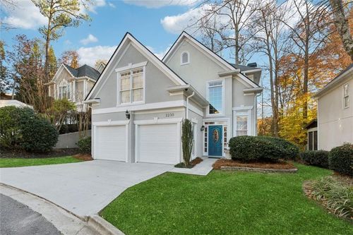 2230 Lenox Walk Ne, Brookhaven, GA, 30319-3835 | Card Image