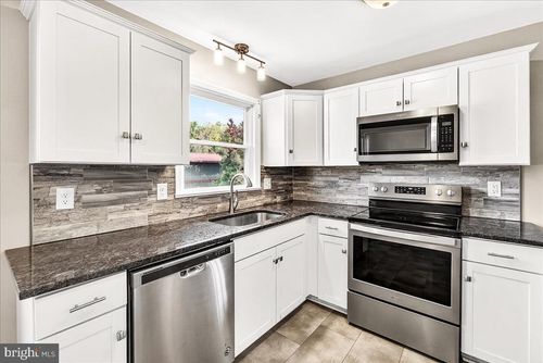 511 Rhode Island Ave, HAGERSTOWN, MD, 21740-3539 | Card Image