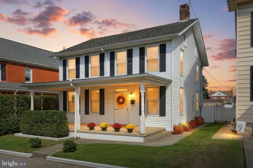 210 Centennial Ave, HANOVER, PA, 17331-3515 | Card Image