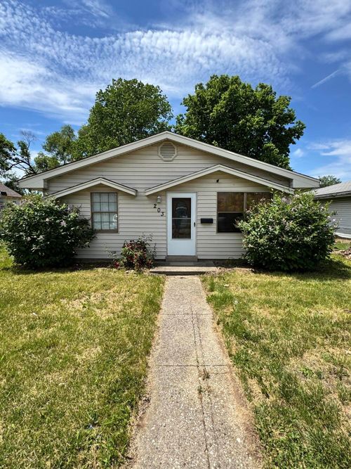 203 Center St, Trenton, OH, 45067-1515 | Card Image