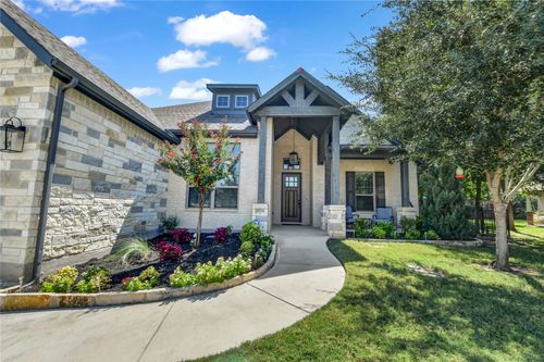 305 Familia Ct, Azle, TX, 76020-4071 | Card Image