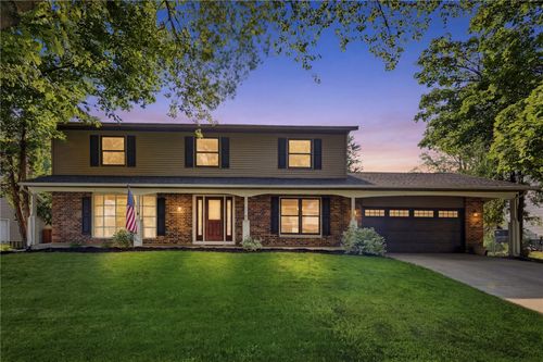 6920 Chelsea Dr Ne, Cedar Rapids, IA, 52402-1433 | Card Image