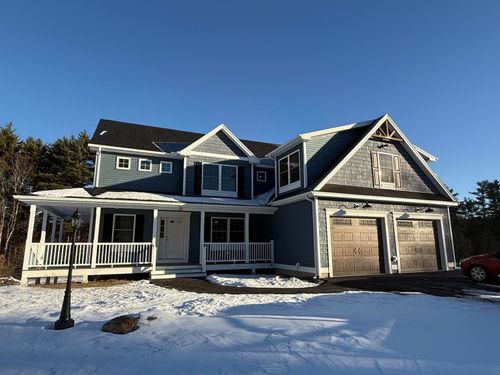 15 Nash Ln, Epsom, NH, 03234-4705 | Card Image