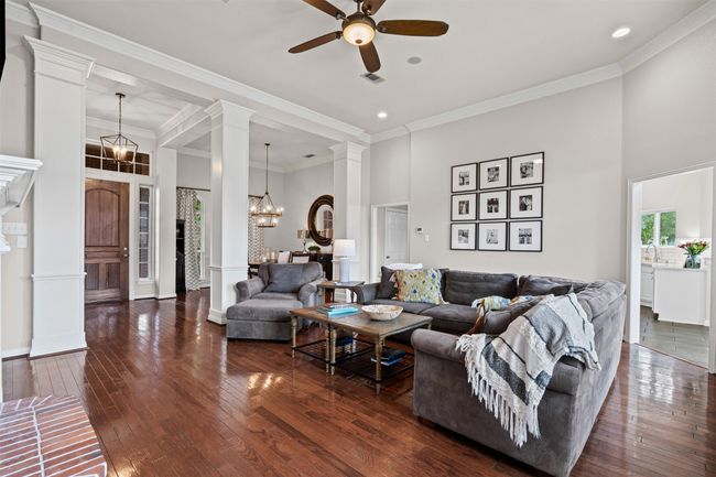 1501 Leaning Oak Ln, House other with 4 bedrooms, 4 bathrooms and null parking in Cleburne TX | Image 14
