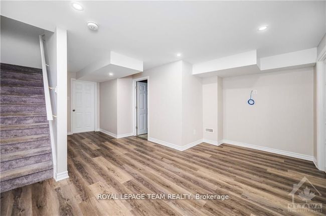 240 Trollius Way, House other with 6 bedrooms, 4 bathrooms and 4 parking in Gloucester ON | Image 22